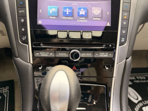 2015 Infiniti Q50