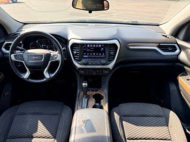 2017 GMC Acadia SLE-2