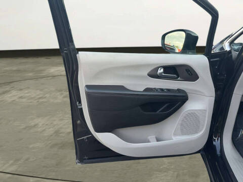 2020 Chrysler Pacifica Touring L Plus