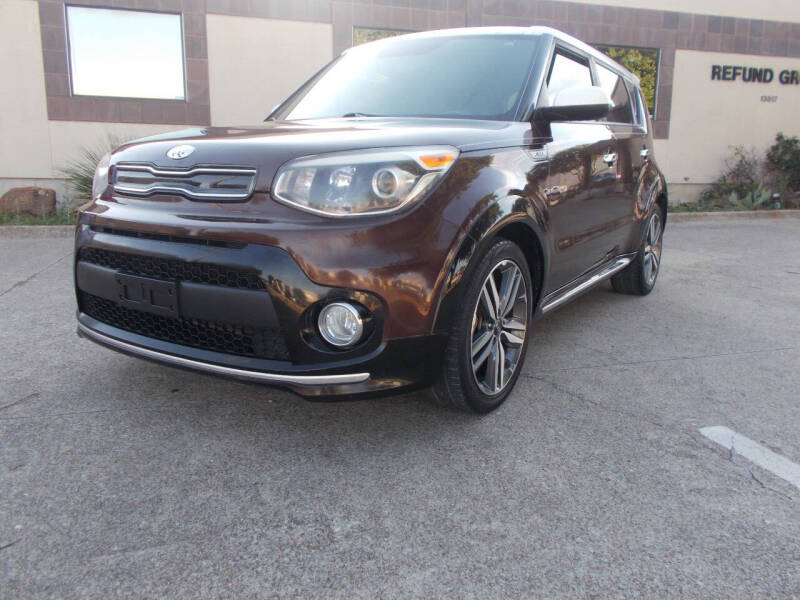 2017 Kia Soul +