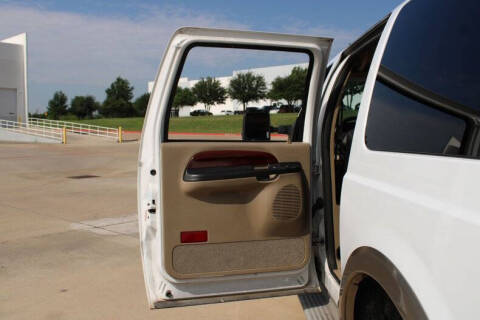 2005 Ford Excursion Eddie Bauer