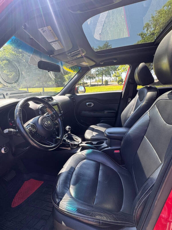 2015 Kia Soul +