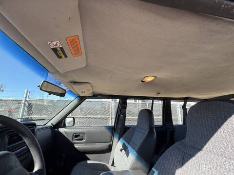 1999 Jeep Cherokee SE