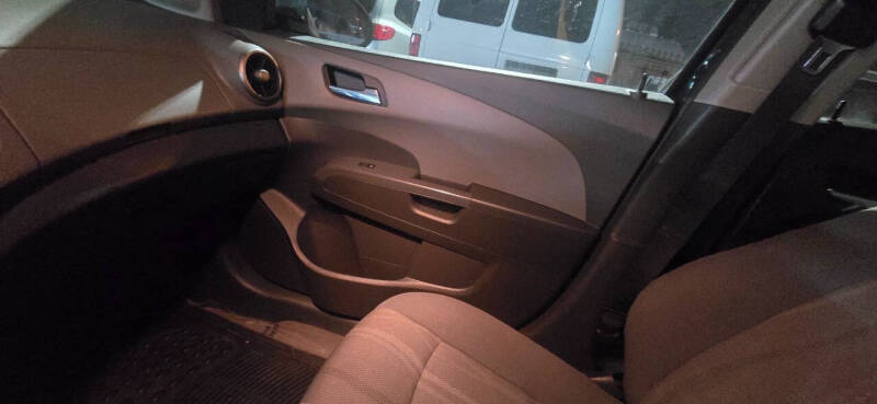 2014 Chevrolet Sonic LT Auto