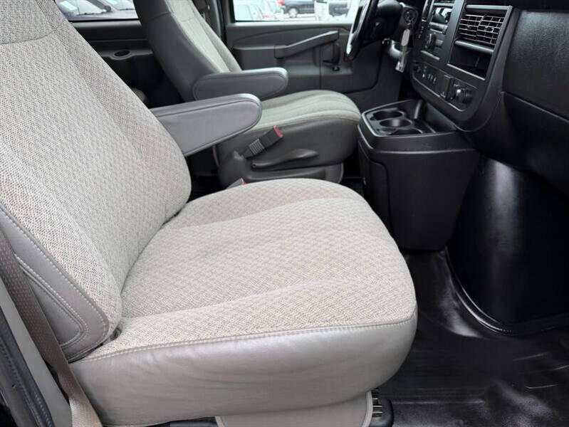 2020 Chevrolet Express LS 3500