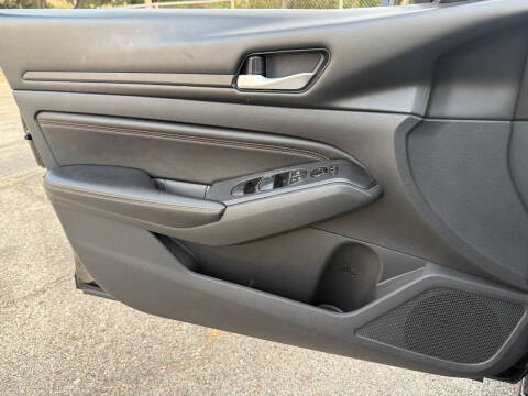 2021 Nissan Altima 2.5 SR