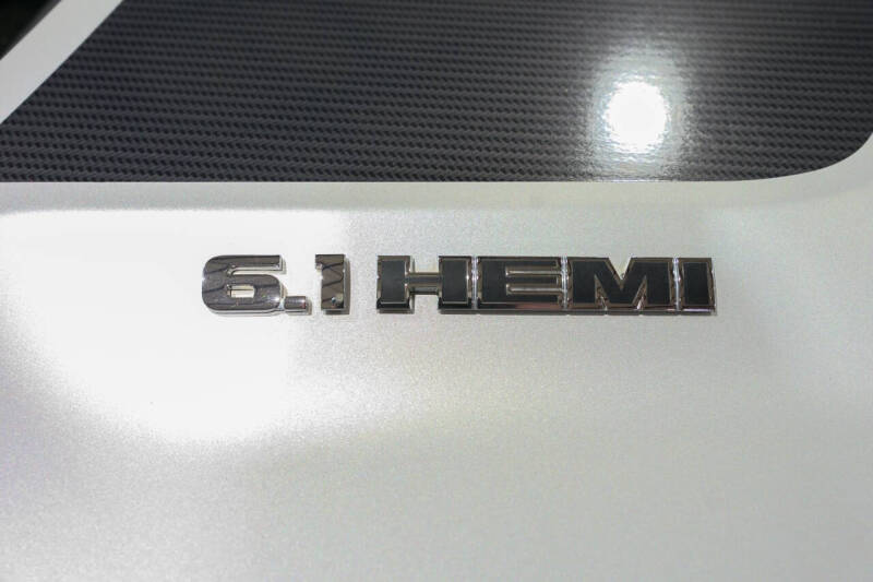 2009 Dodge Challenger SRT8