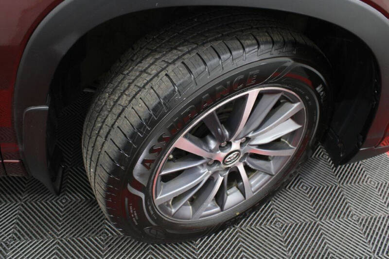 2017 Toyota Highlander SE