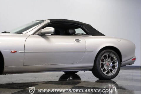 2001 Jaguar XKR