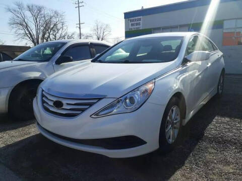 2014 Hyundai Sonata for sale at DRIVE-RITE in Saint Charles MO