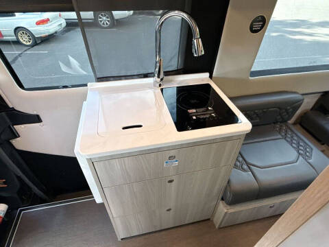 2025 Mercedes-Benz Sprinter