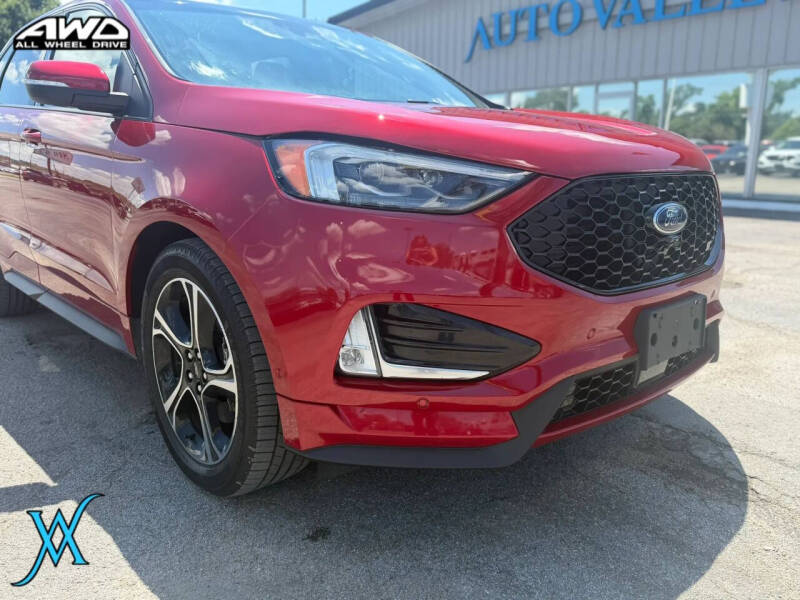 2020 Ford Edge ST
