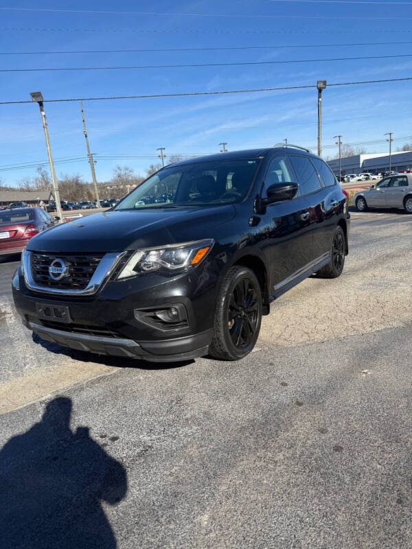 2017 Nissan Pathfinder Platinum