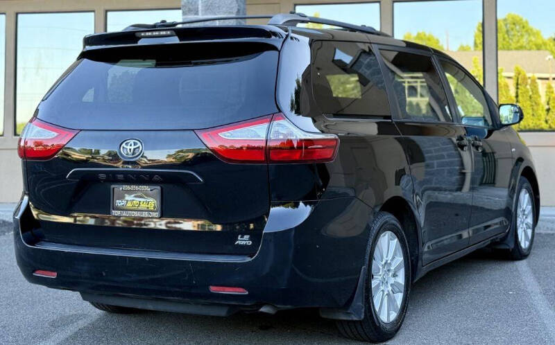 2017 Toyota Sienna LE 7-Passenger