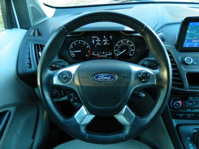 2022 Ford Transit Connect XLT