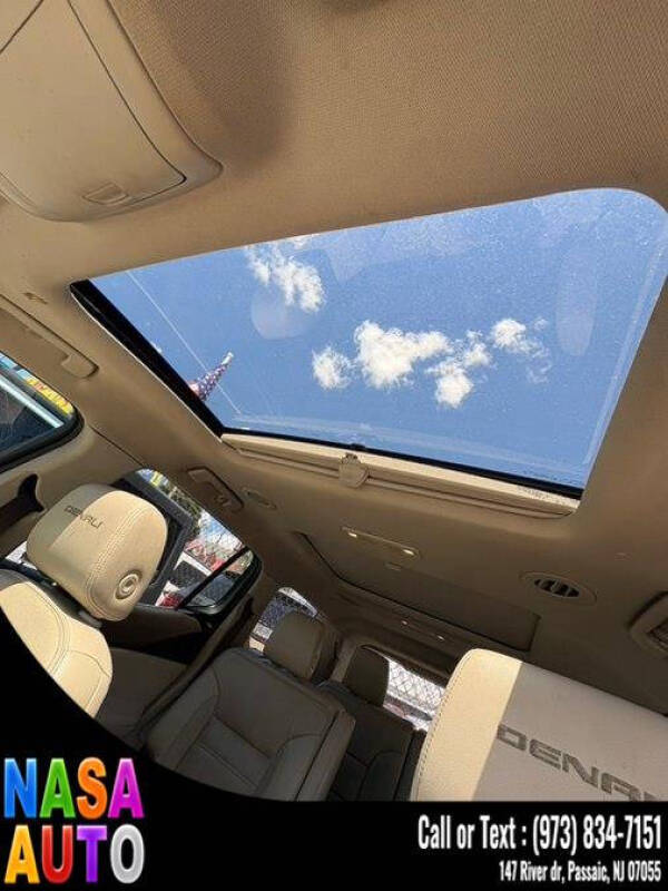 2017 GMC Acadia Denali