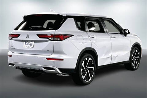2022 Mitsubishi Outlander SE