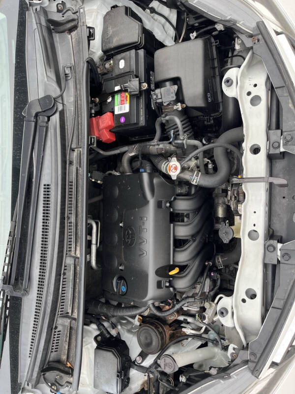 2017 Toyota Yaris 5-Door L