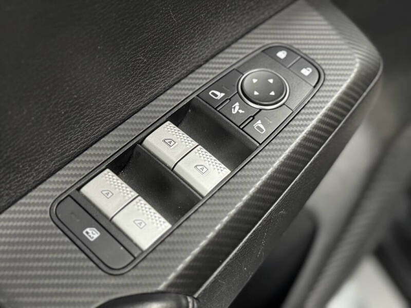 2023 Mitsubishi Outlander SE Special Edition