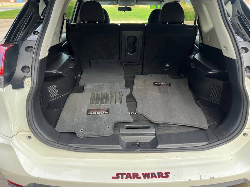 2018 Nissan Rogue SV