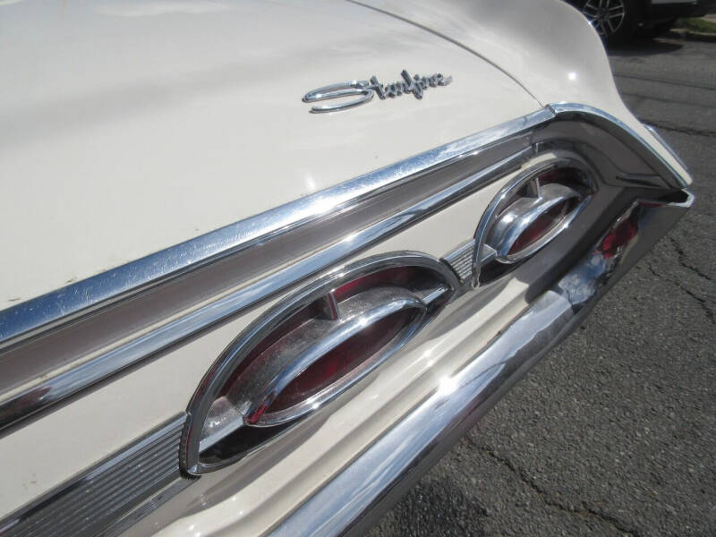1962 Oldsmobile Starfire