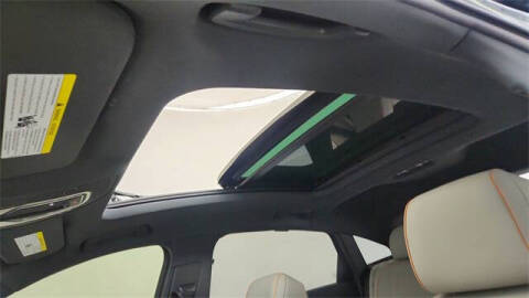 2024 Audi Q8 Sportback e-tron quattro Prestige S line