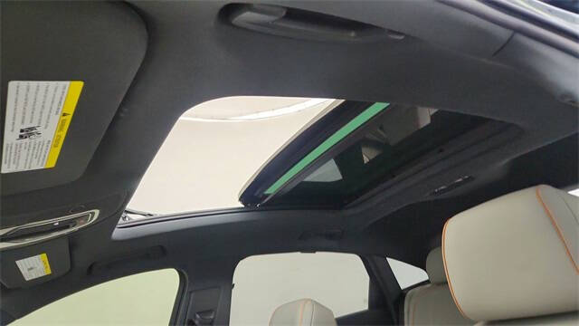 2024 Audi Q8 Sportback e-tron quattro Prestige S line