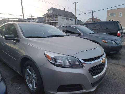 2014 Chevrolet Malibu for sale at The Bengal Auto Sales LLC in Hamtramck MI