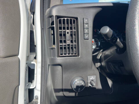 2023 GMC Savana 2500