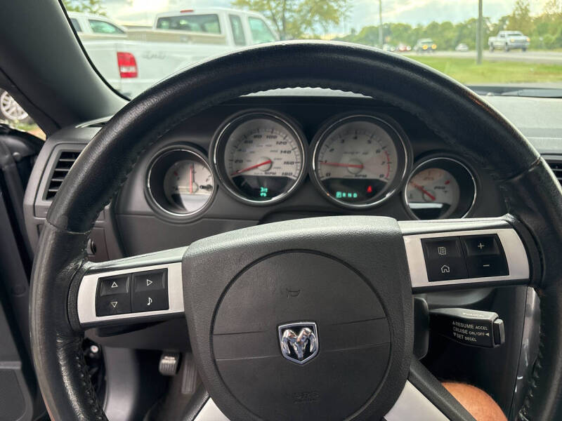 2010 Dodge Challenger SRT8