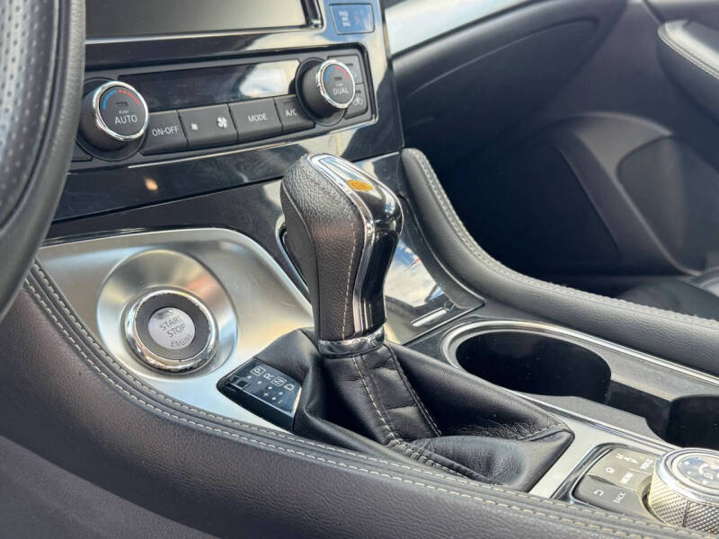 2022 Nissan Maxima 3.5 SV