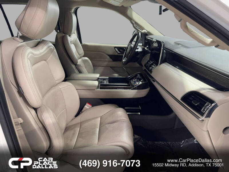2020 Lincoln Navigator Standard