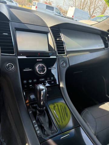 2015 Ford Taurus SHO