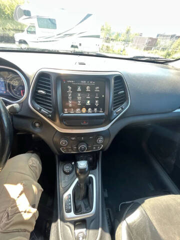 2018 Jeep Cherokee Latitude Plus