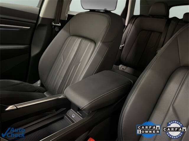 2023 Audi e-tron quattro Premium Plus