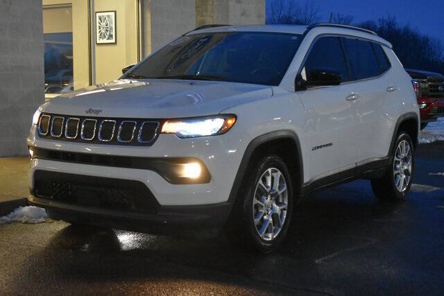 2022 Jeep Compass Latitude Lux