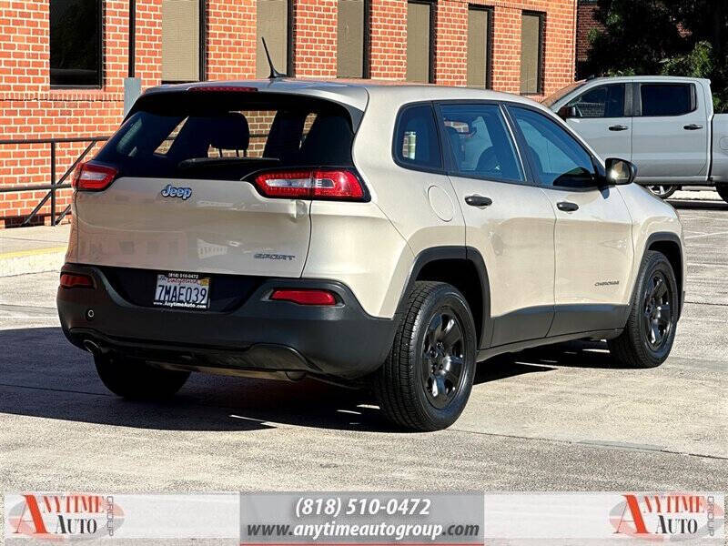 2015 Jeep Cherokee Sport