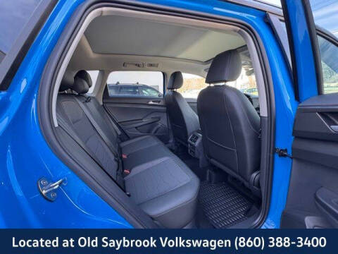 2025 Volkswagen Taos SE Black