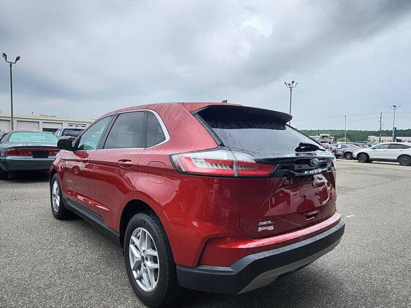 2022 Ford Edge SEL