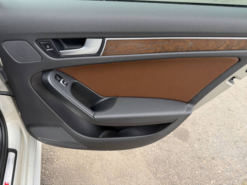 2015 Audi A4 2.0T quattro Premium Plus