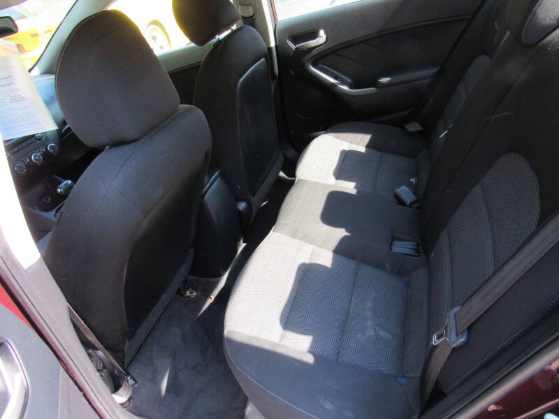 2017 Kia Forte LX
