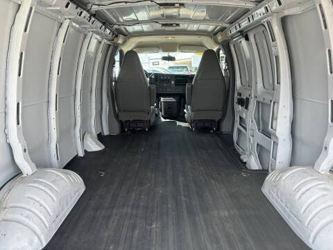2018 Chevrolet Express 2500