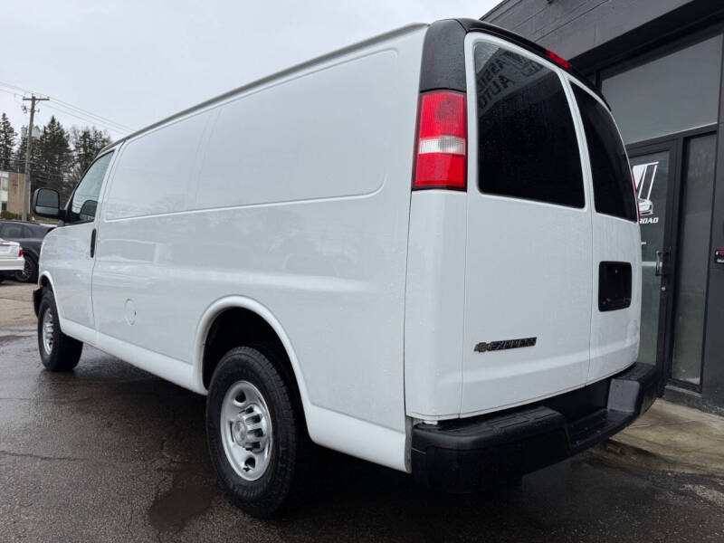 2019 Chevrolet Express 2500