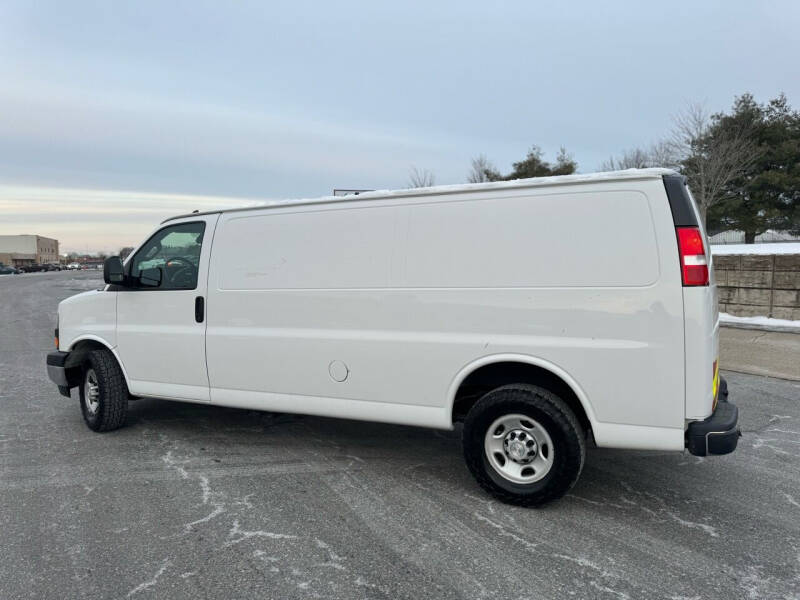 2019 Chevrolet Express 2500