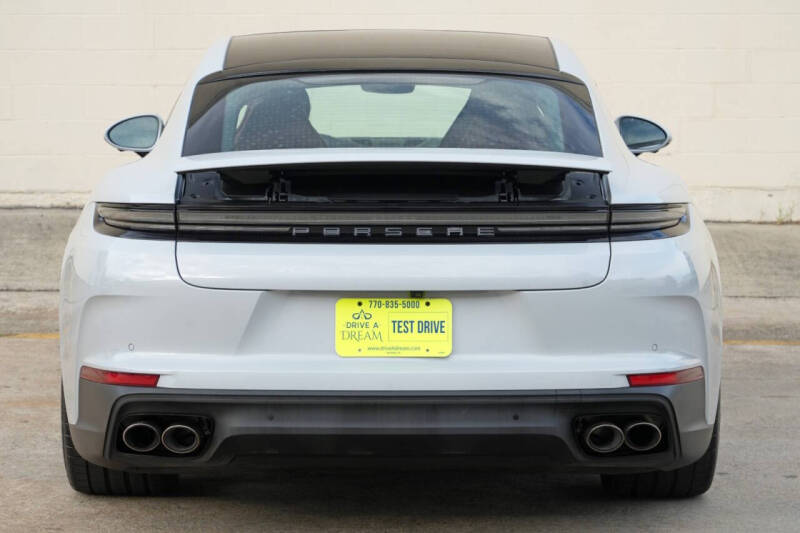 2025 Porsche Panamera