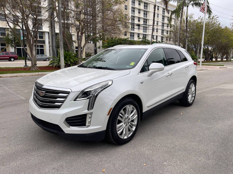 Used 2017 Cadillac XT5 Premium Luxury with VIN 1GYKNCRS0HZ102139 for sale in Pompano Beach, FL