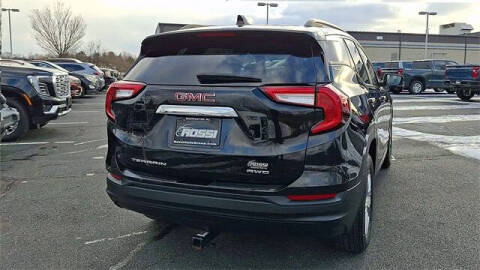 2022 GMC Terrain SLE