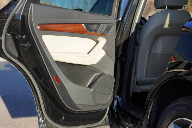 2022 Audi Q5 quattro S line Prem Plus 45 TFSI