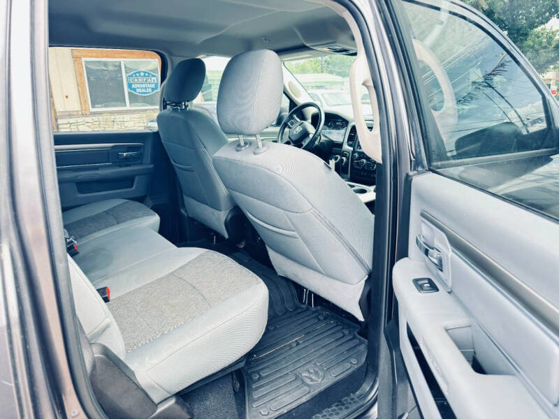 2019 RAM 1500 Classic Lone Star Silver