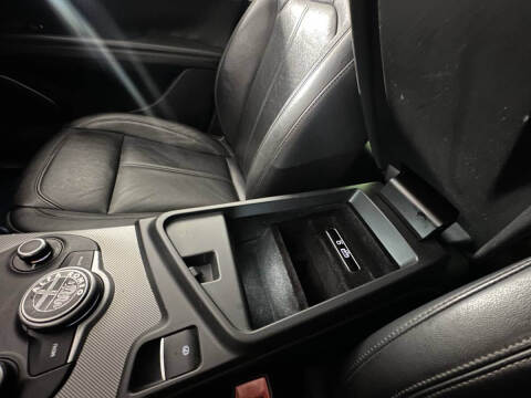 2018 Alfa Romeo Stelvio Sport